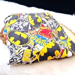 Batman (DC Comics) cozy 100% cotton men's drawstring pants. Size medium.